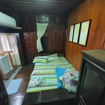 Solarcell Walking Street Homestay - โซล่าเซลล์ถนนคนเดินโฮมสเตย์ Ban Nong Nam Khan Eksteriør bilde