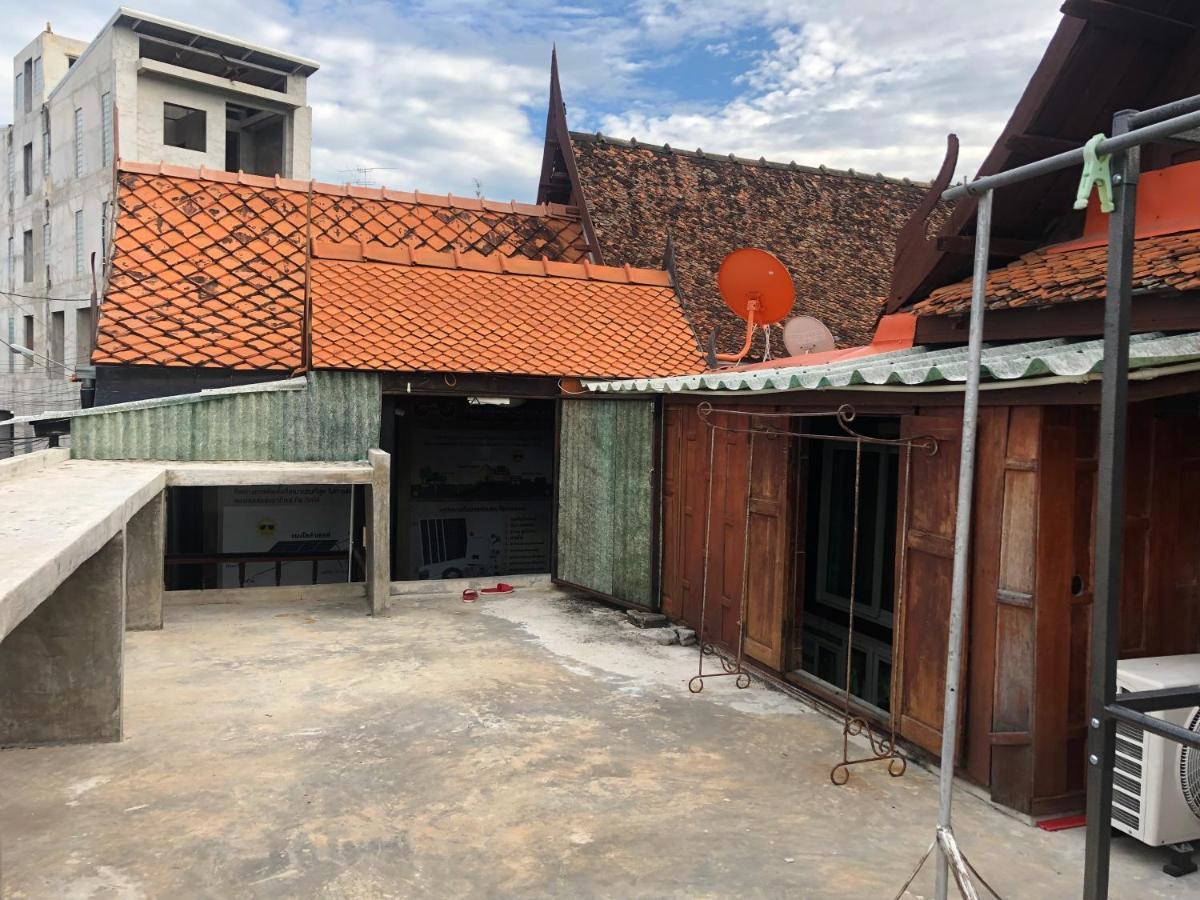 Solarcell Walking Street Homestay - โซล่าเซลล์ถนนคนเดินโฮมสเตย์ Ban Nong Nam Khan Eksteriør bilde